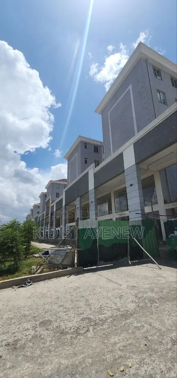 3bdrm Apartment in Bole for sale