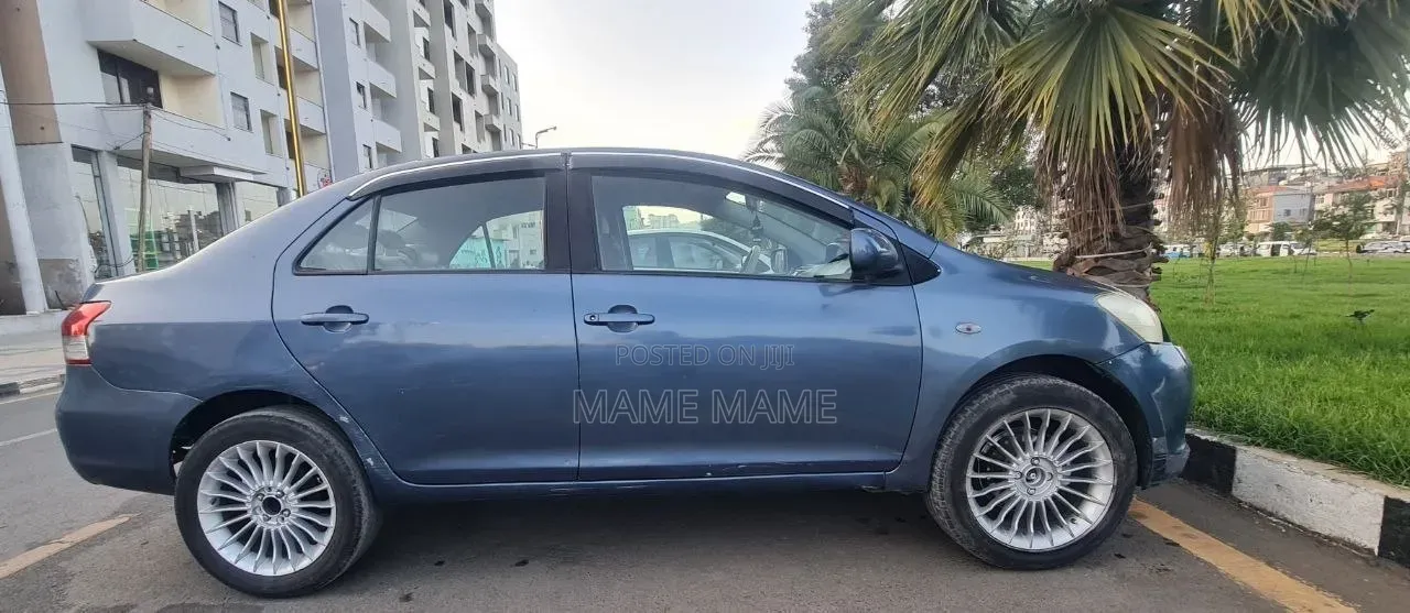 Toyota Yaris 2007 Blue