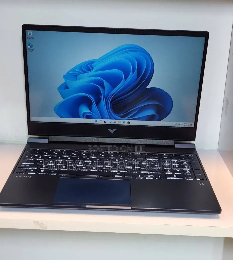New Laptop HP Victus 15 24GB Intel Core i5 SSD 512GB
