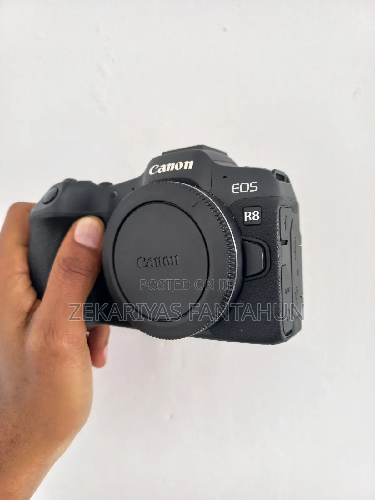Canon R8 Camera