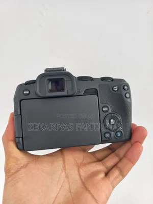 Canon R8 Camera