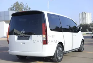 New Hyundai Staria 2023 White