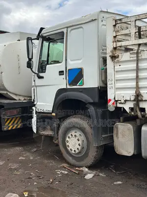 Sinotruk Howo 2021 White