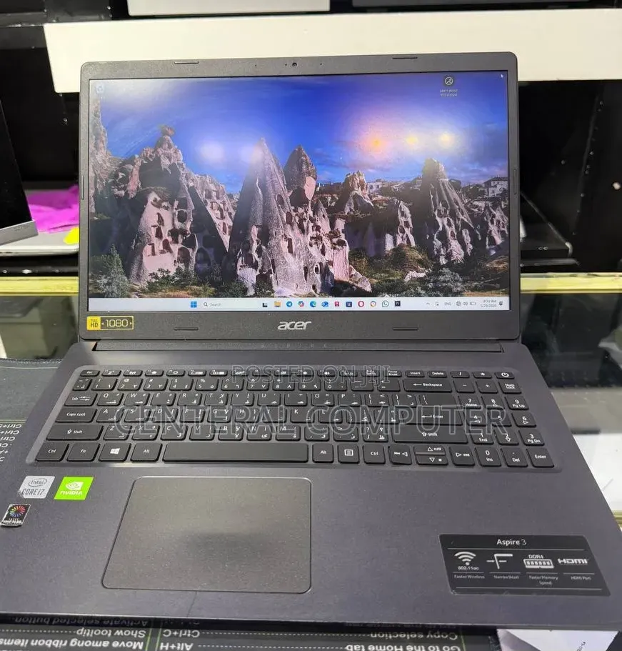 New Laptop Acer Aspire 3 16GB Intel Core i7 HDD+SSD 256GB