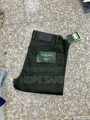 Lotusboiss Men's Green Denim Pants •