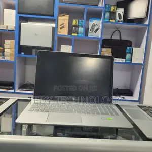 Laptop HP Pavilion 15 8GB Intel Core i5 HDD+SSD 128GB