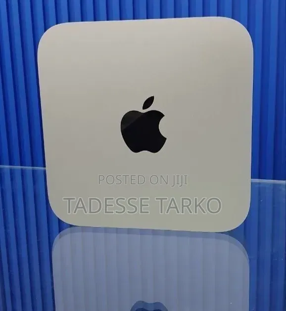 New Laptop Apple MacBook Pro 2022 M2 8GB Intel Core M2 SSD 256GB
