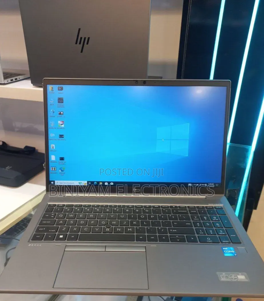 New Laptop HP ZBook 15 32GB Intel Core i7 SSD 512GB