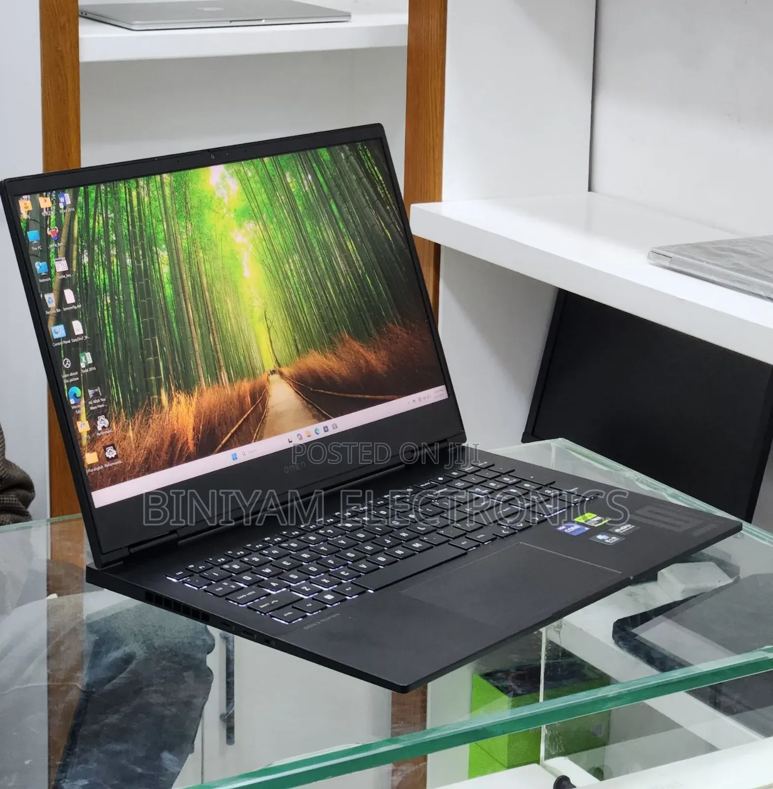 New Laptop HP Omen 16 16GB Intel Core i9 SSD 1T