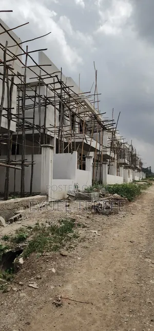 3bdrm Villa in Enyi Realestate, Nifas Silk-Lafto for sale