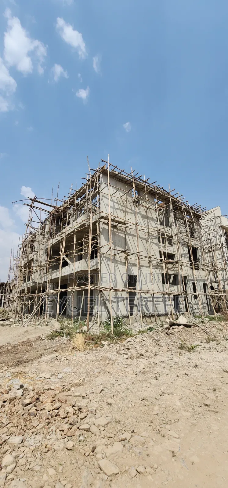 3bdrm Villa in Enyi Realestate, Nifas Silk-Lafto for sale