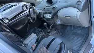 Toyota Platz 2004 Silver