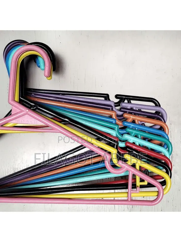 60pc Plastic Clothe Hangers. Very Strong and Durable Material