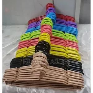 60pc Plastic Clothe Hangers. Very Strong and Durable Material