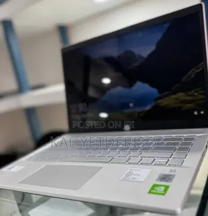 New Laptop HP Pavilion 10 8GB Intel Core i7 SSD 512GB