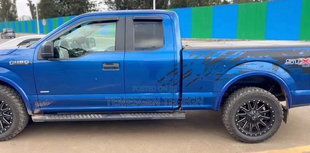 Ford F-150 2018 Blue