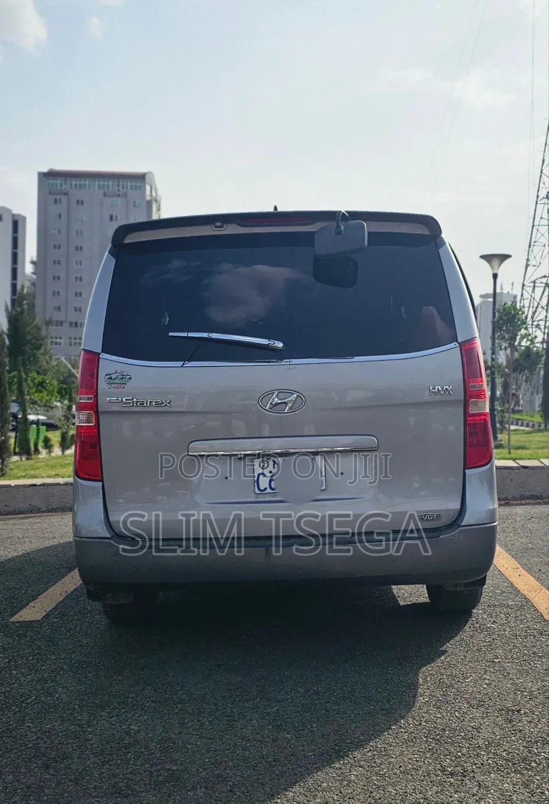 Hyunday Grand Srarex Rental