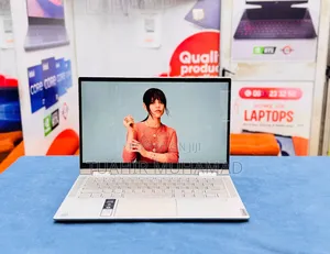 New Laptop Lenovo Yoga C740 8GB Intel Core i5 SSD 512GB