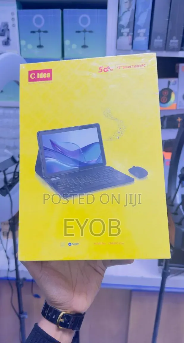 New C idea CM8800 Plus 8 GB Black