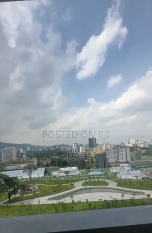 2bdrm Apartment in ካሳንችስ ላይ ቅንጡ አፓርትመንት, Bole for sale
