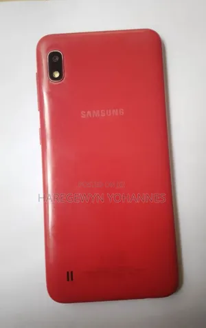 Samsung A10 32 GB Red