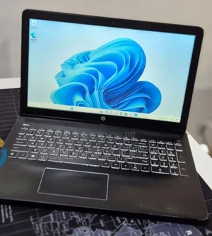 New Laptop HP Pavilion 15 8GB Intel Core i7 SSD 256GB