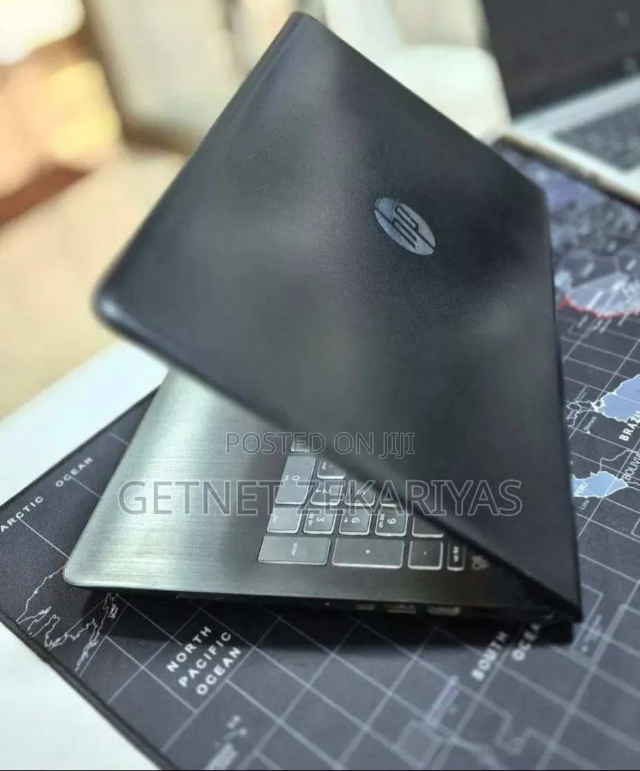 New Laptop HP Pavilion 15 8GB Intel Core i7 SSD 256GB