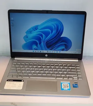 New Laptop HP Stream Notebook 4GB Intel Core 3 SSD 256GB