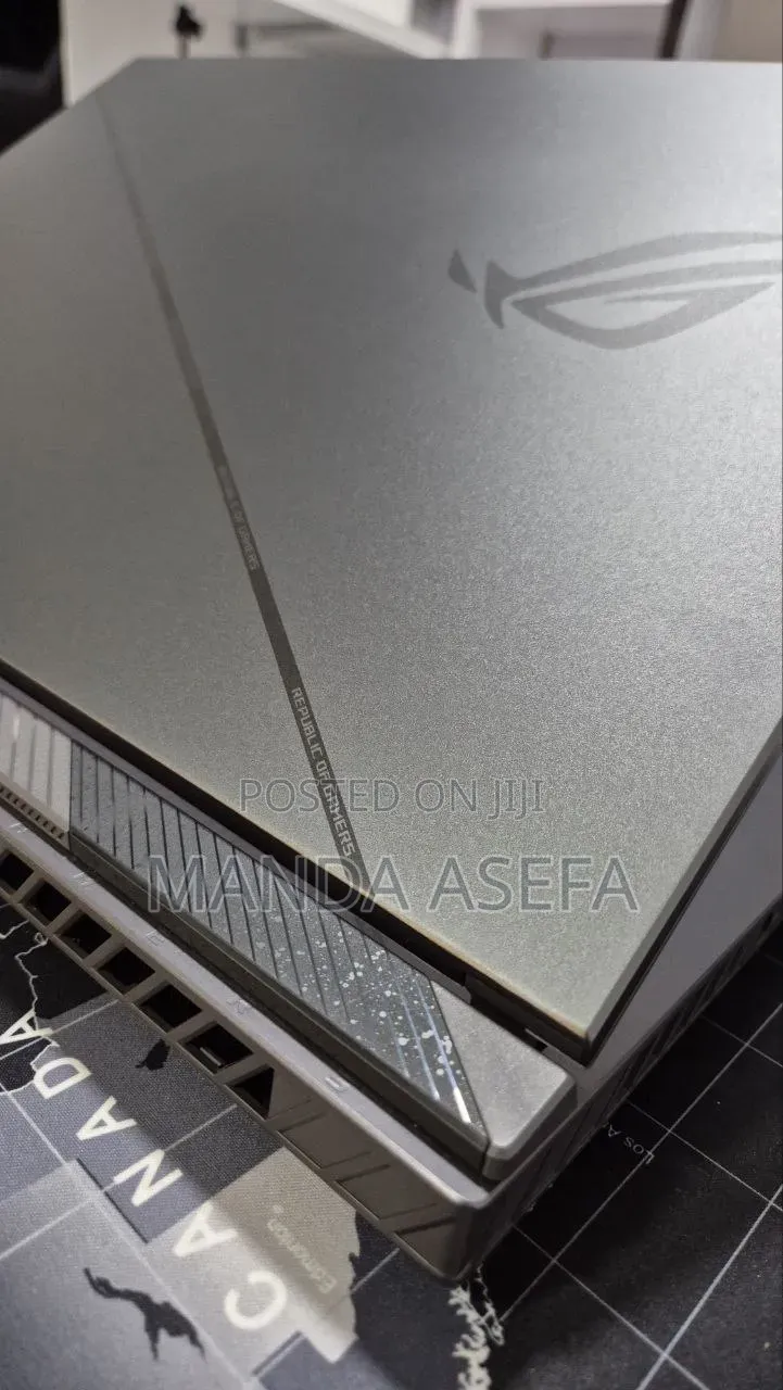New Laptop Asus ROG Strix G17 32GB Intel Core i9 SSD 2T