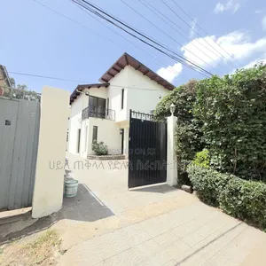 Furnished 5bdrm Townhouse/Terrace in Ayat Zone Inside, Yeka for sale