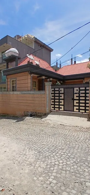Furnished 3bdrm Villa in Ayat Area, Yeka for sale