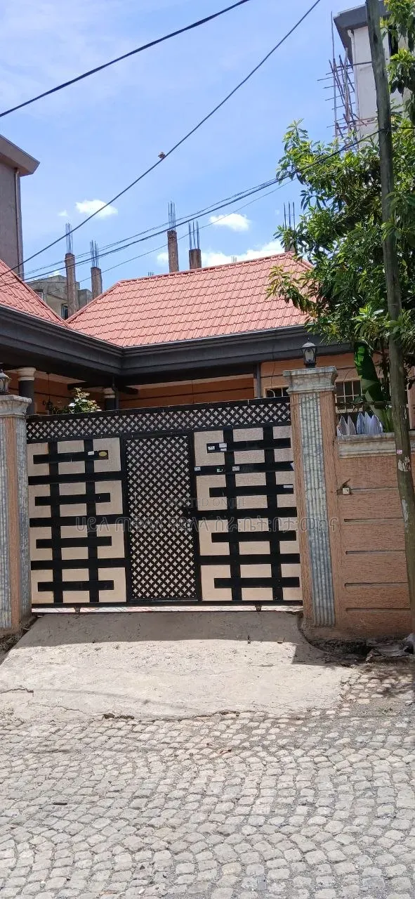 Furnished 3bdrm Villa in Ayat Area, Yeka for sale