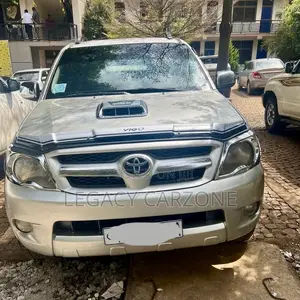 Toyota Hilux 2008 Silver