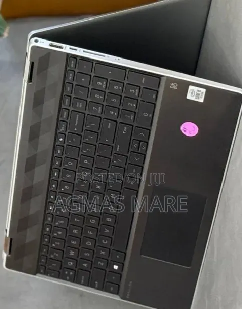 New Laptop HP Pavilion 15 8GB Intel Core i5 SSD 1T