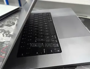 New Laptop Apple MacBook Pro 32GB Intel Core i7 SSD 1T
