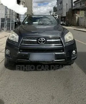 Toyota RAV4 2010 Black