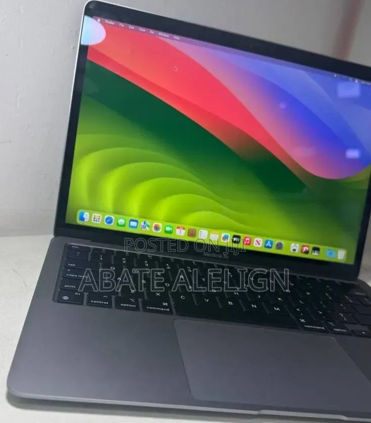 New Laptop Apple MacBook Air 2020 M1 16GB Apple M1 SSD 256GB