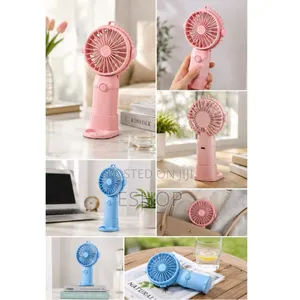 Compact Personal Fan – Lightweight Travel-Ready