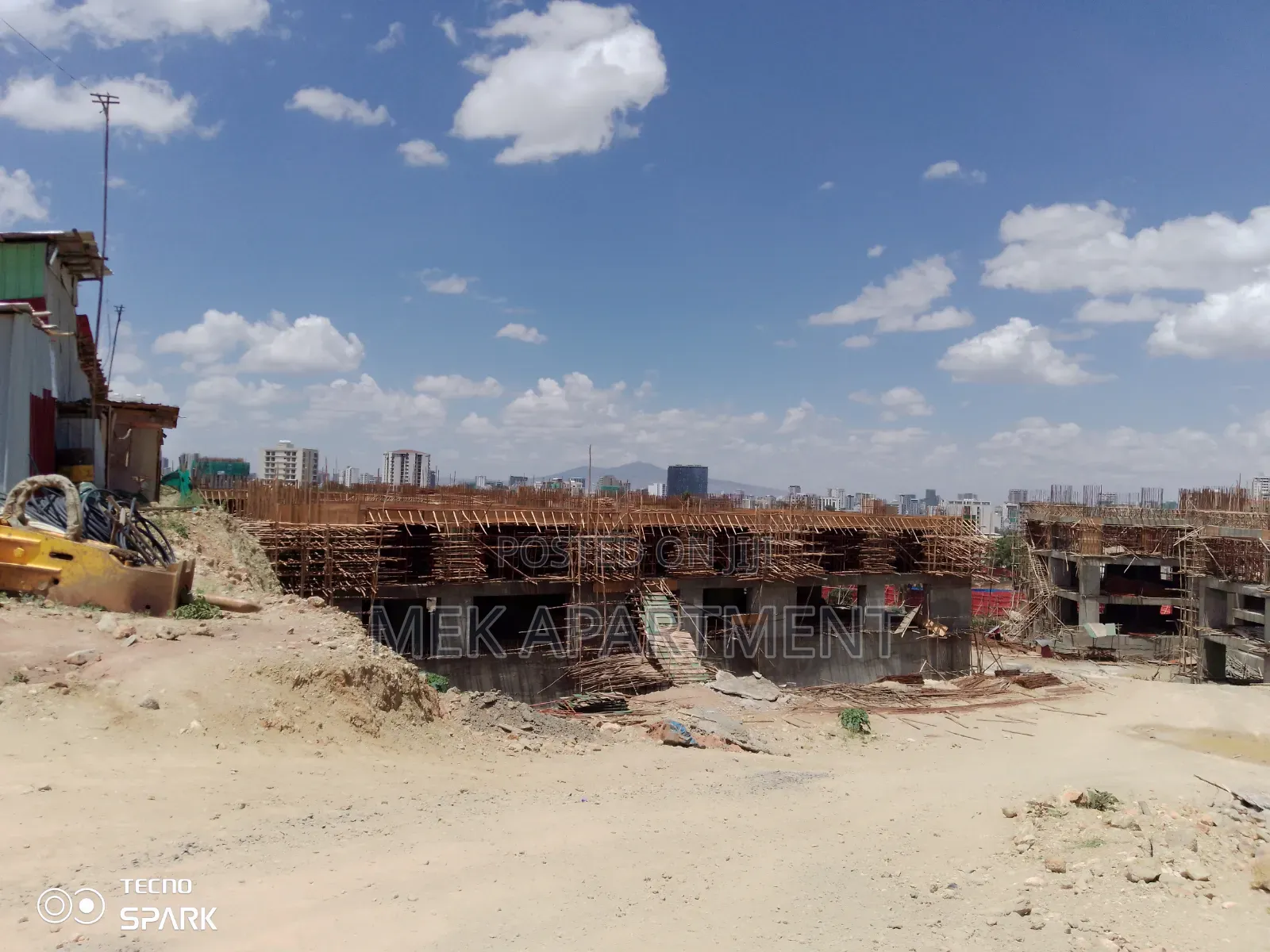 3bdrm Apartment in Ayat, Arada for sale