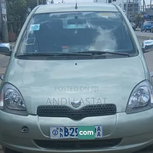 Toyota Vitz 2001 Matt Black