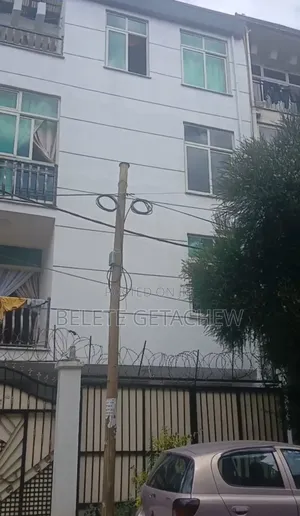 5bdrm House in Semit 72, G+3 Luxury, Bole for sale