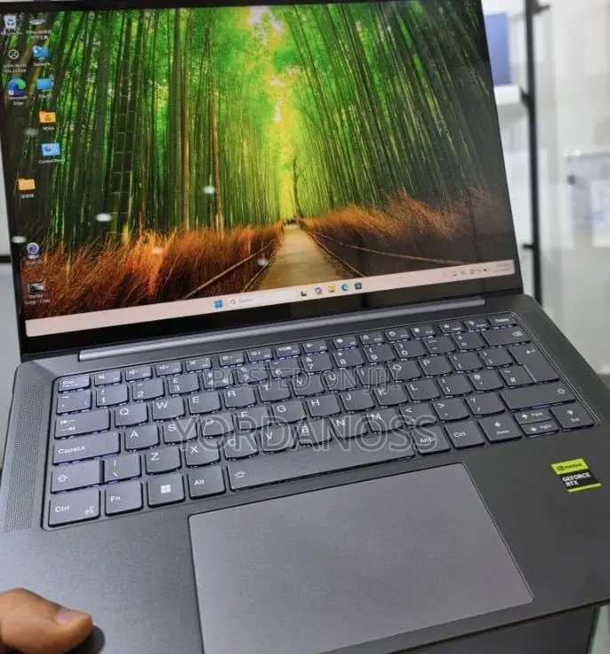 New Laptop Lenovo ThinkPad Yoga 32GB AMD Ryzen 7 SSD 512GB