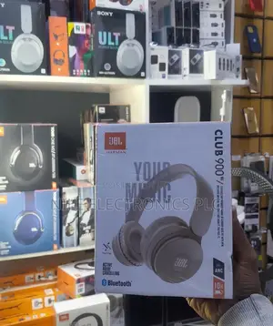 Original JBL Club 900nc Headphones Featuring Active Noise Cancelling