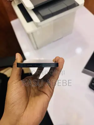 Apple iPhone 12 64 GB Black
