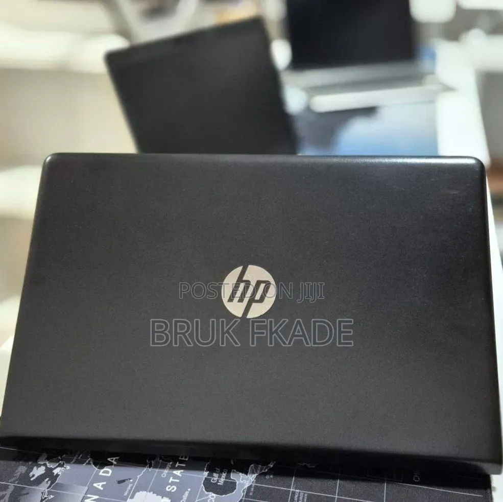 New Laptop HP Pavilion 15 8GB Intel Core i7 SSD 256GB