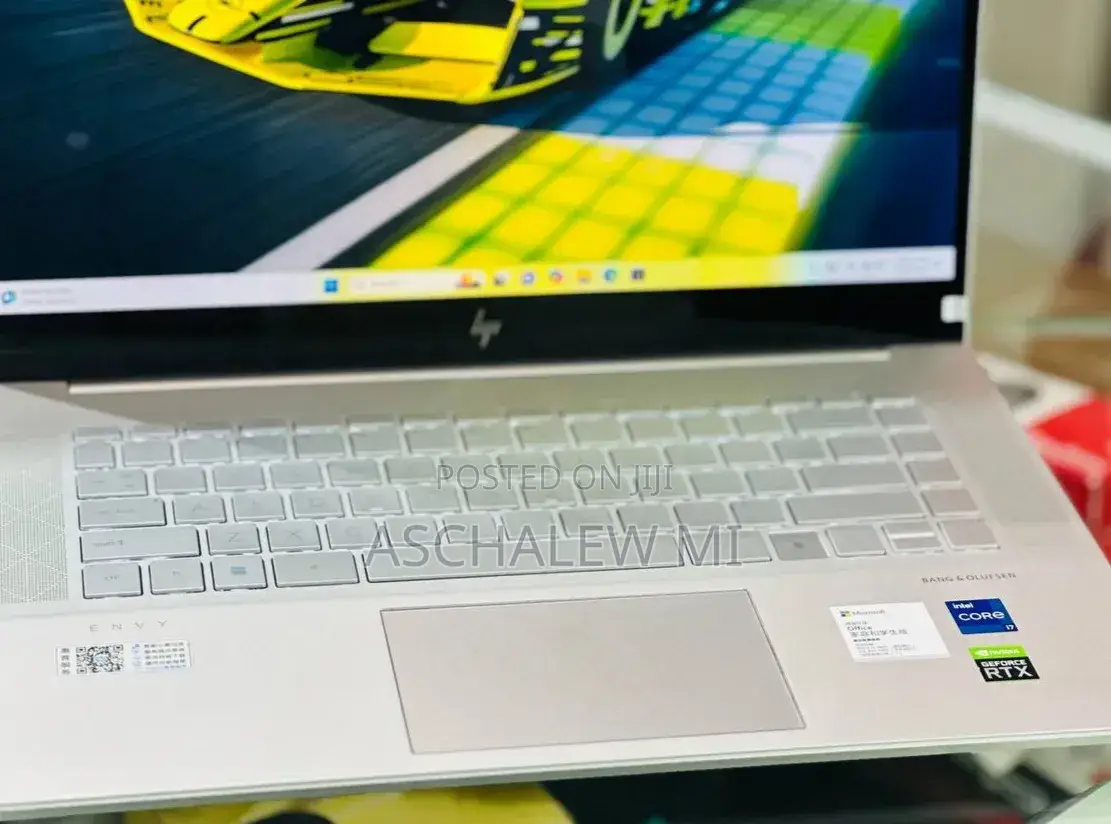 New Laptop HP Envy 15 16GB Intel Core i7 SSD 1T
