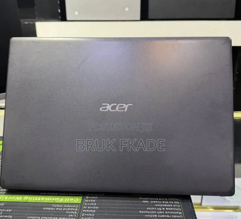 New Laptop Acer Aspire 3 8GB Intel Core i7 SSD 1T