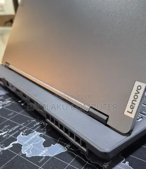 New Laptop Lenovo Legion 5 16GB AMD Ryzen 7 SSD 512GB
