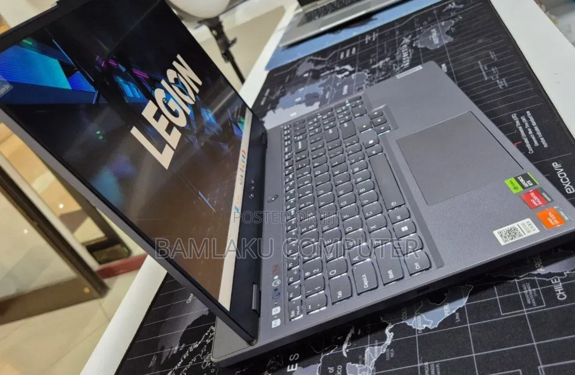 New Laptop Lenovo Legion 5 16GB AMD Ryzen 7 SSD 512GB