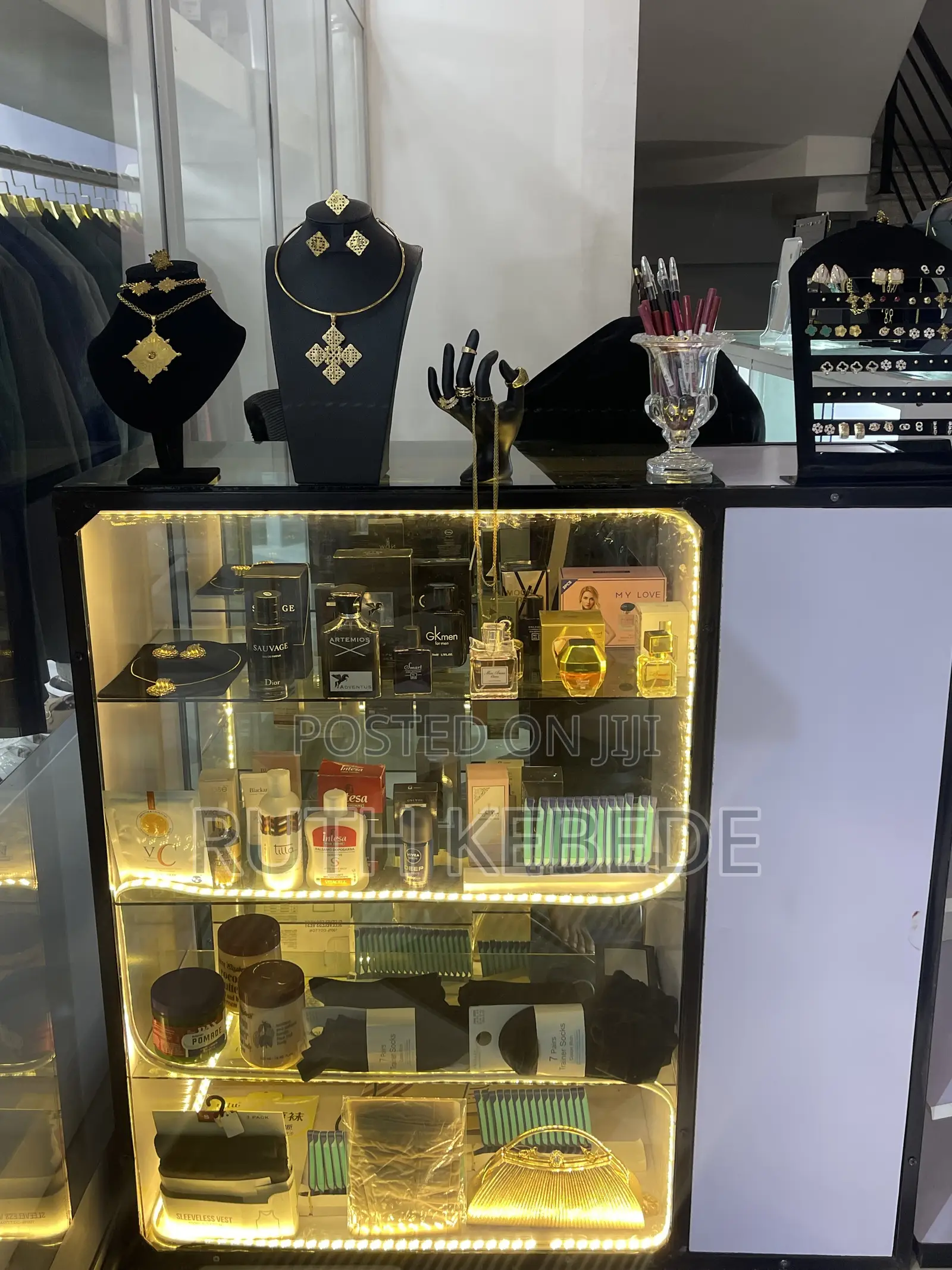 Display Cabinet